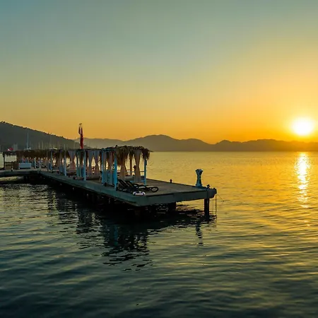 Bay - Adults Only Hotell 5*