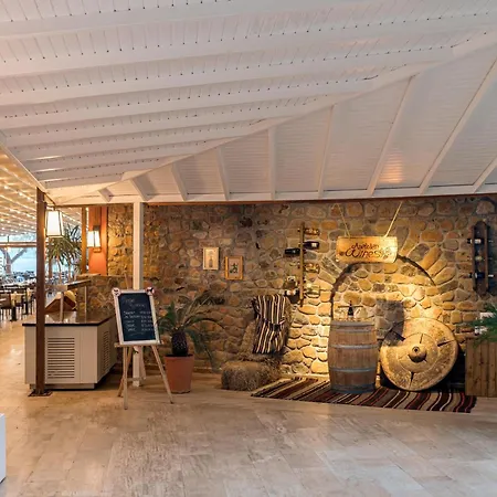 Bay - Adults Only Hotell