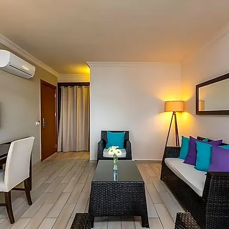 Bay - Adults Only Szálloda 5*